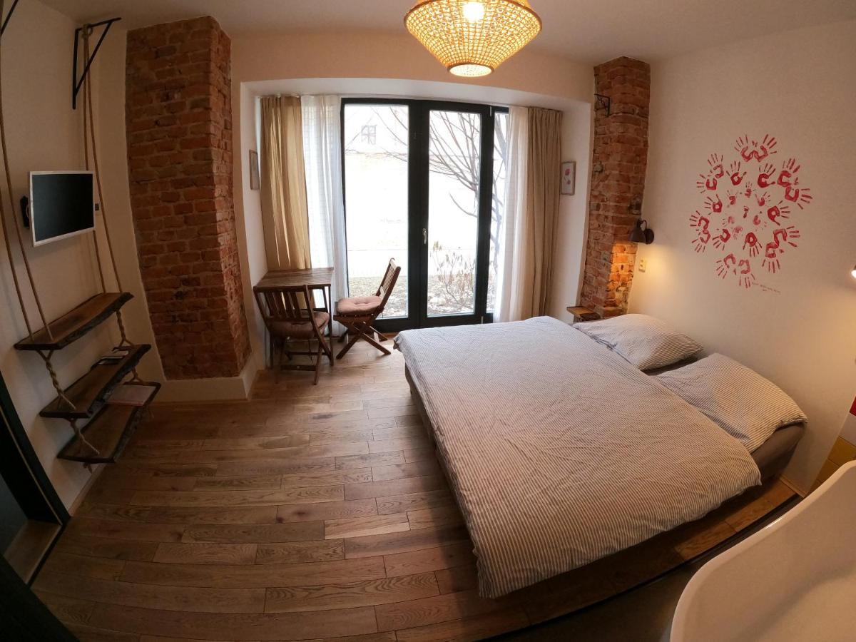 Gusto Hotel Krnov Luaran gambar