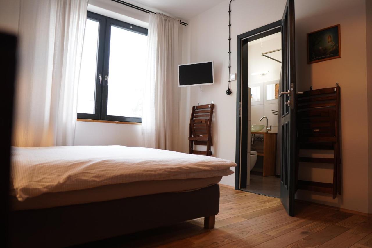 Gusto Hotel Krnov Luaran gambar